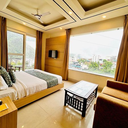 Hotel Aqua Vibes Risikés Kültér fotó