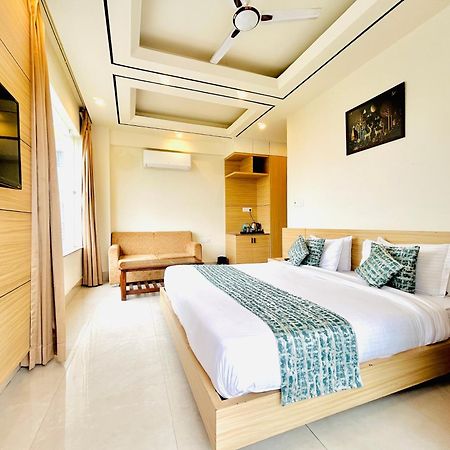 Hotel Aqua Vibes Risikés Kültér fotó